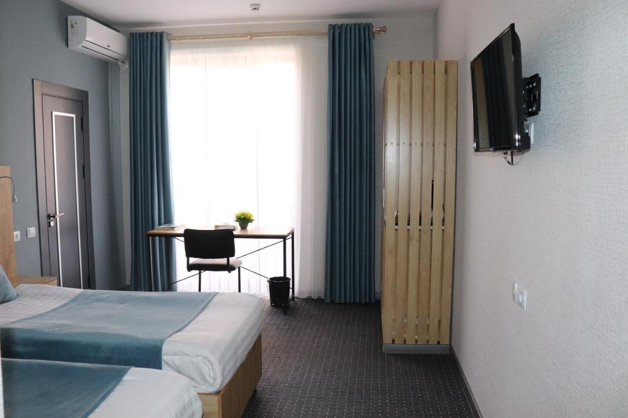 Bobur Hotel Tasjkent Buitenkant foto