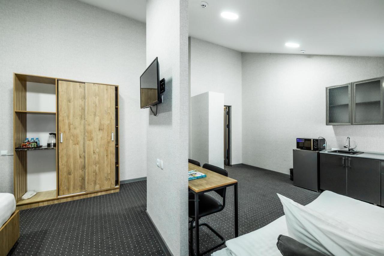 Bobur Hotel Tasjkent Buitenkant foto