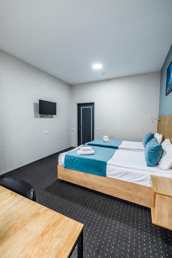 Bobur Hotel Tasjkent Buitenkant foto