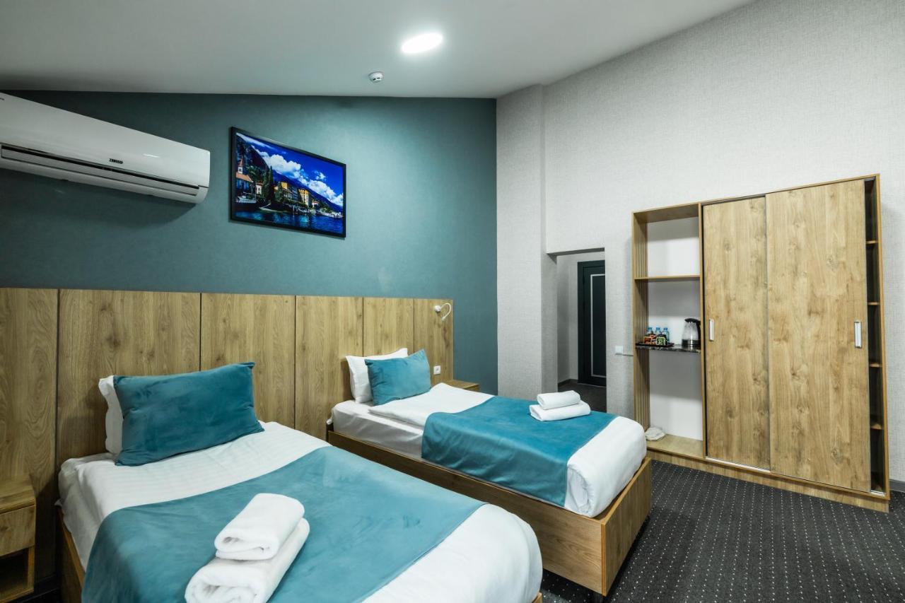 Bobur Hotel Tasjkent Buitenkant foto