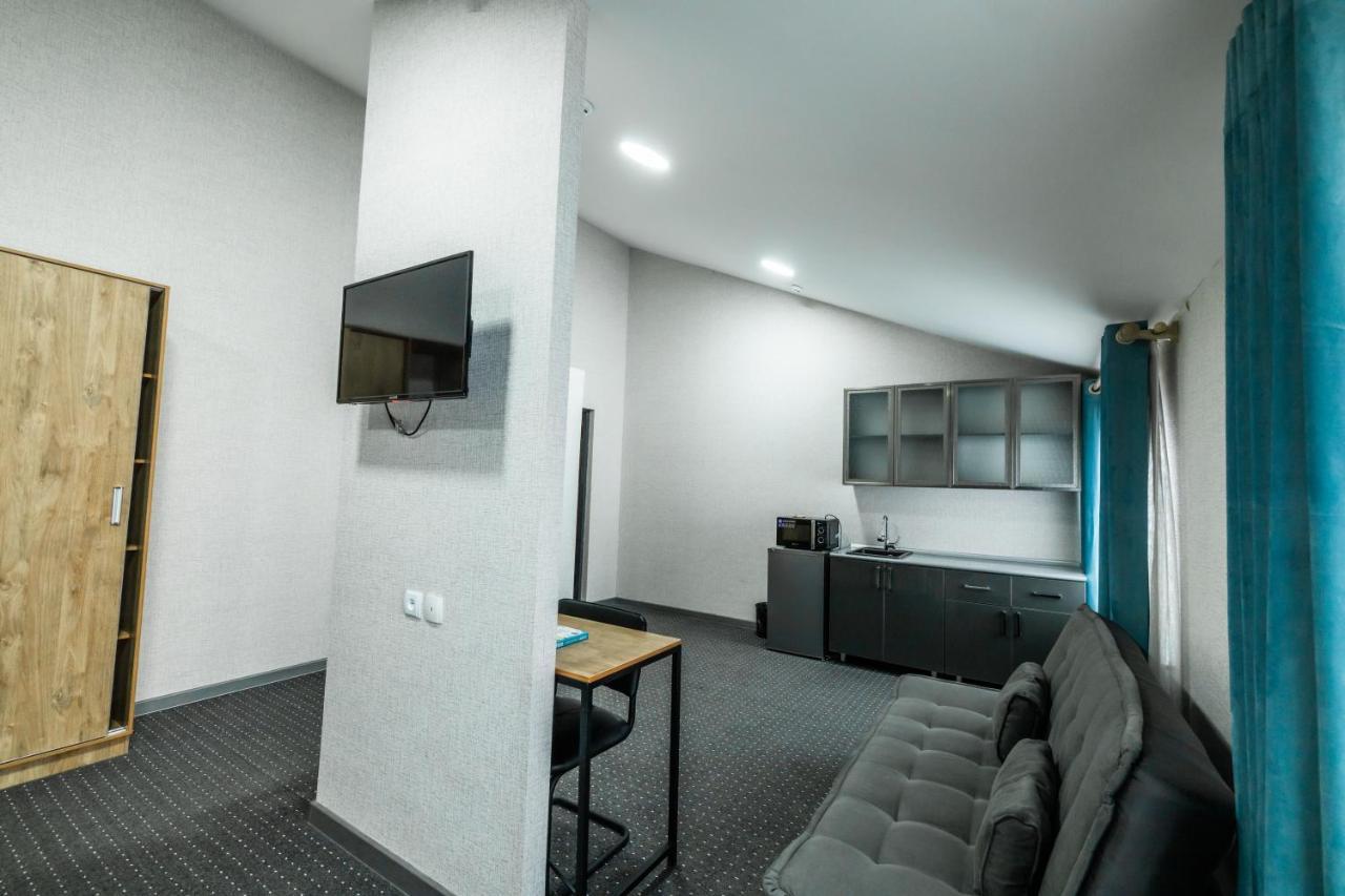 Bobur Hotel Tasjkent Buitenkant foto