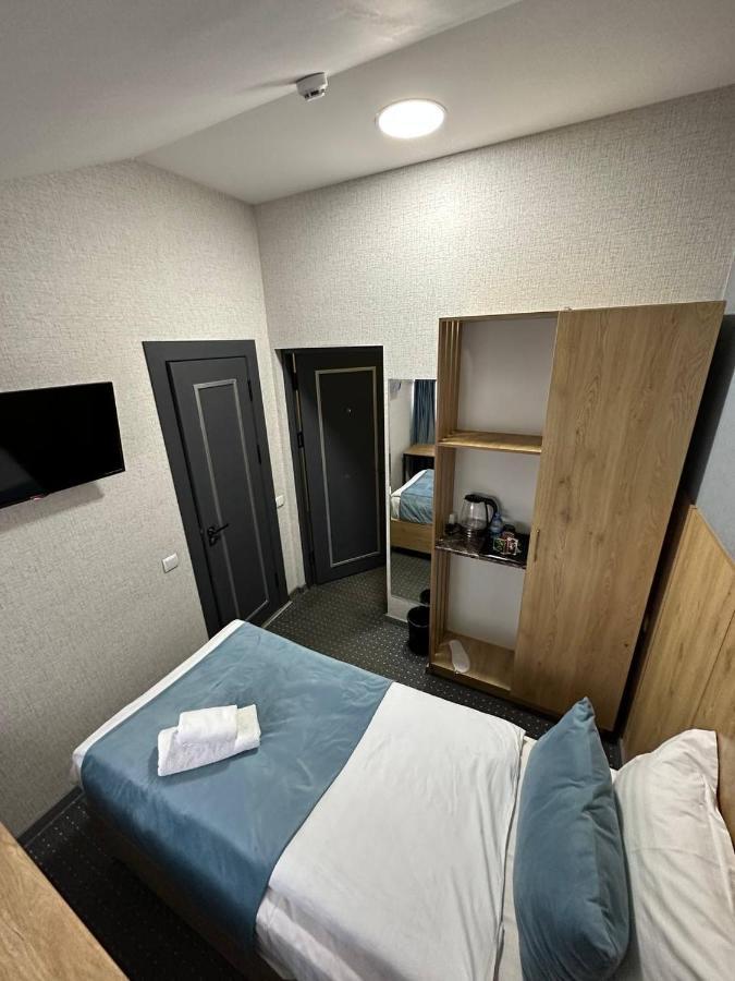 Bobur Hotel Tasjkent Buitenkant foto
